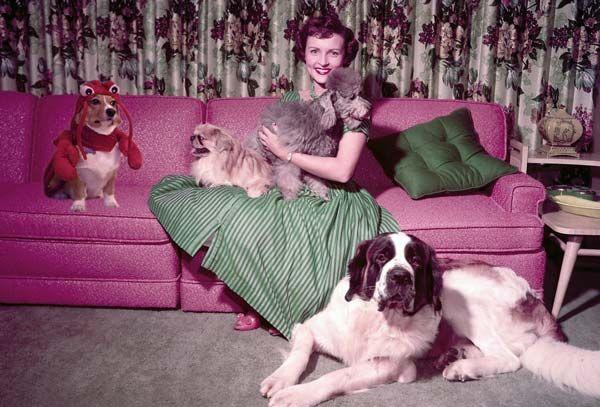 Young Betty White with her 4 dogs.